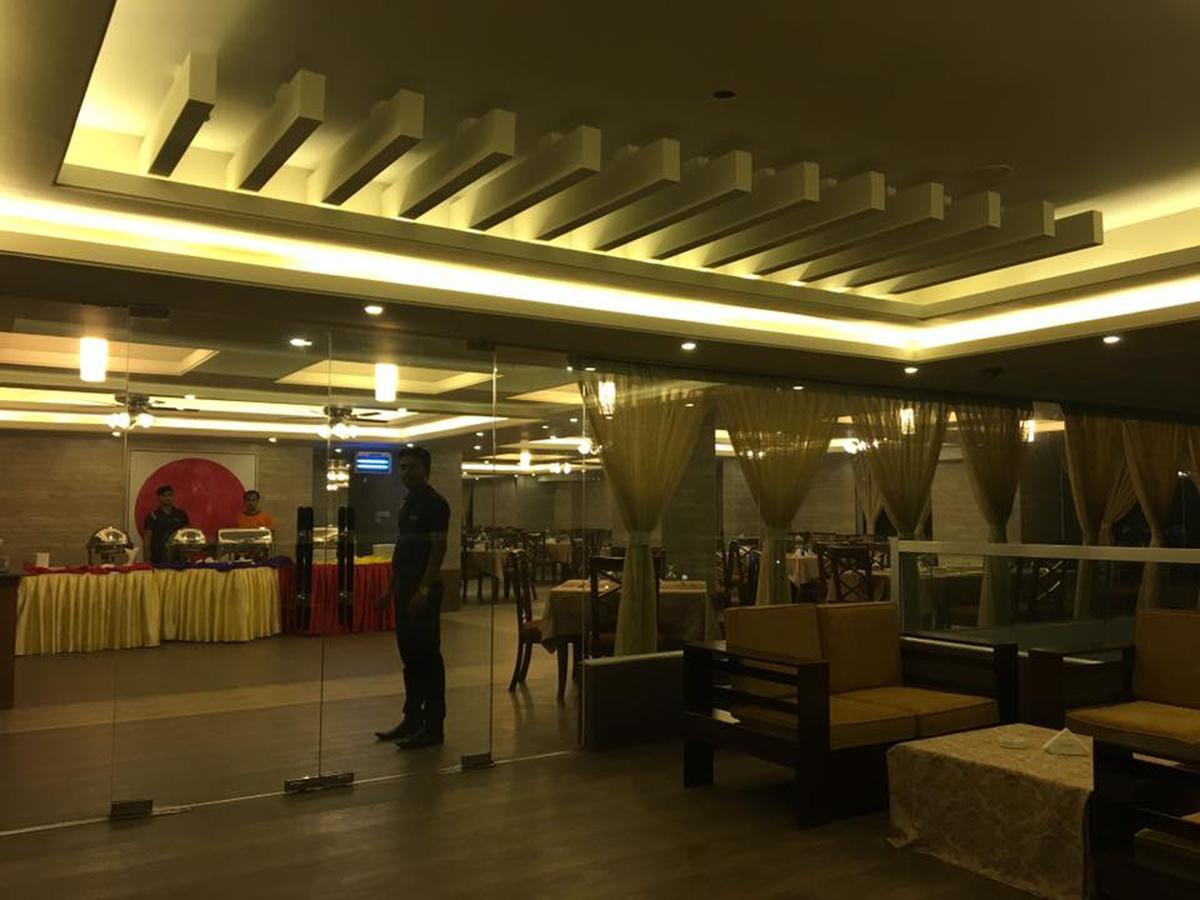 Neeshorgo Hotel & Resort Cox's Bazar Esterno foto