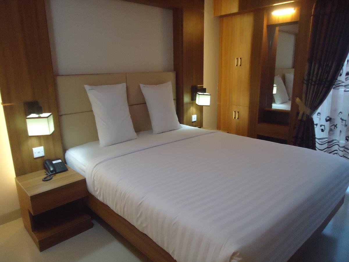 Neeshorgo Hotel & Resort Cox's Bazar Esterno foto