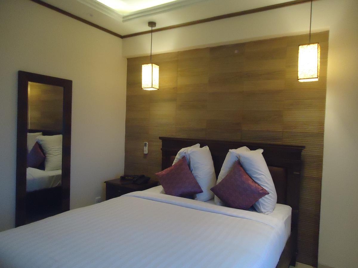 Neeshorgo Hotel & Resort Cox's Bazar Esterno foto