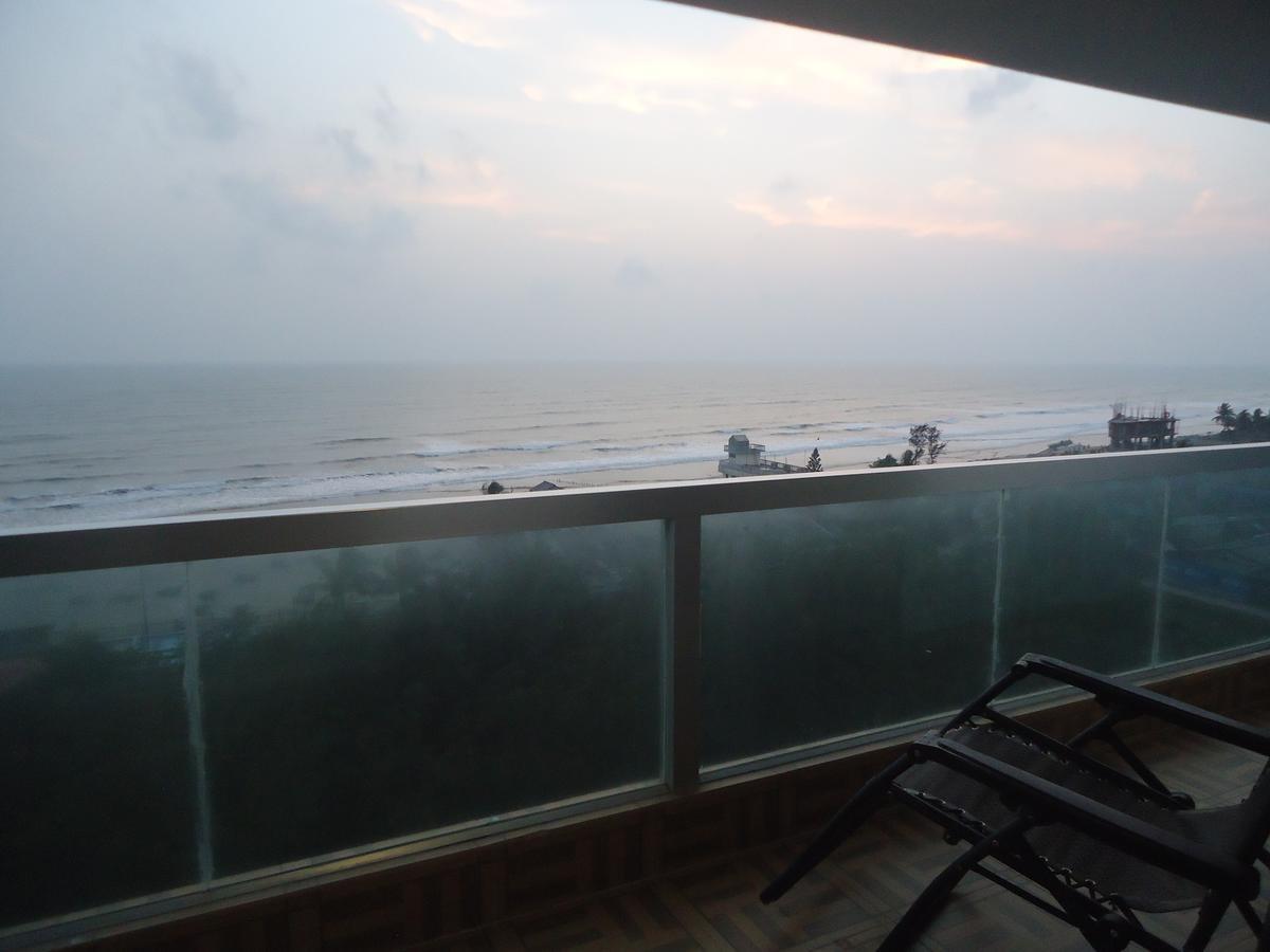 Neeshorgo Hotel & Resort Cox's Bazar Esterno foto